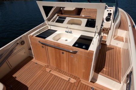 CHRIS-CRAFT-LAUNCH-36-GOURMET-1