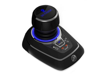 Joystick piloting photo