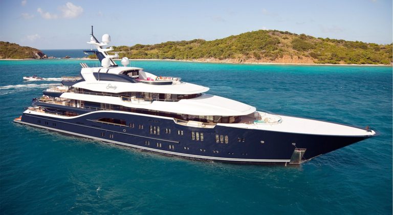 “M/Y Solandge” é vendido por 155 milhões de euros