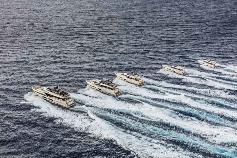 Awards Ferretti Yachts in China - boat shopping