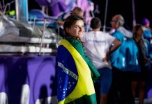 Martine Grael e team AkzoNobel chegam em terceiro no Brasil-boatshopping