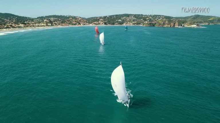 Veleiro Felciuno lidera primeiro dia da Búzios Sailing Week