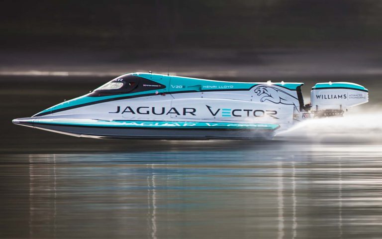 jaguar-barco elétrico-recorde-boatshopping