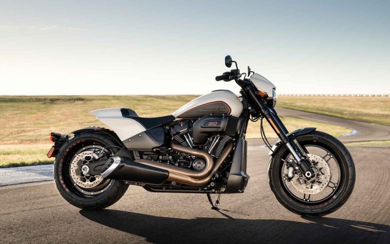 Harley-Davidson lança FXDR no Brasil