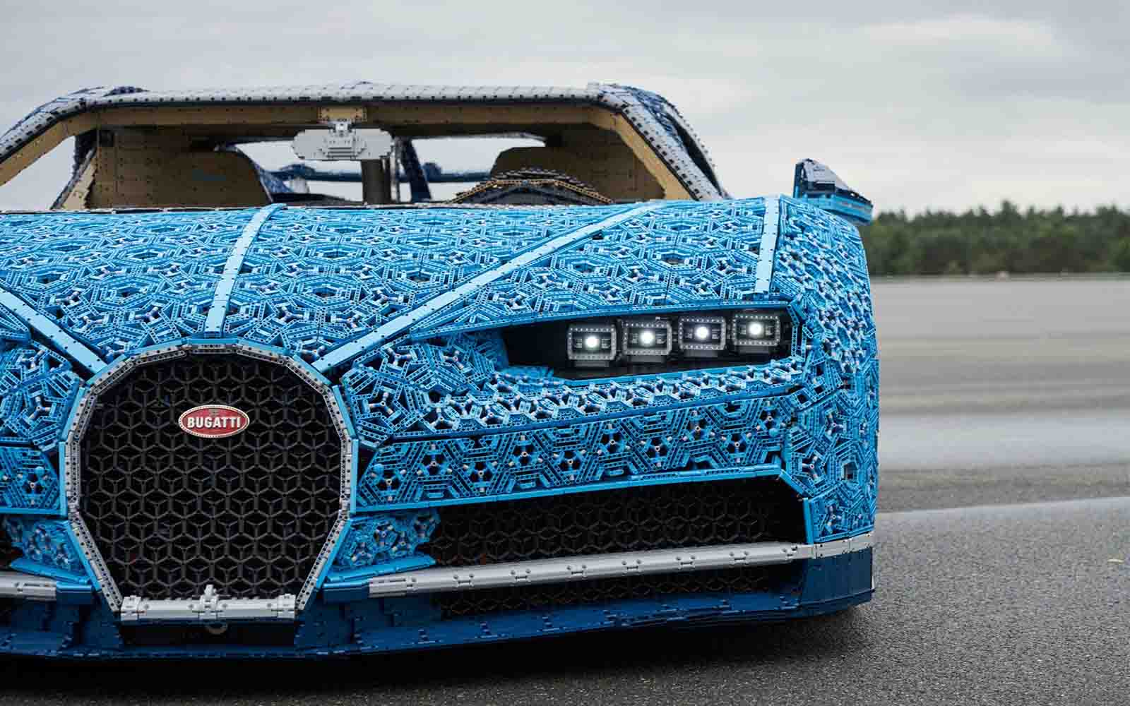 bugatti-chiron-lego-03-boatshopping