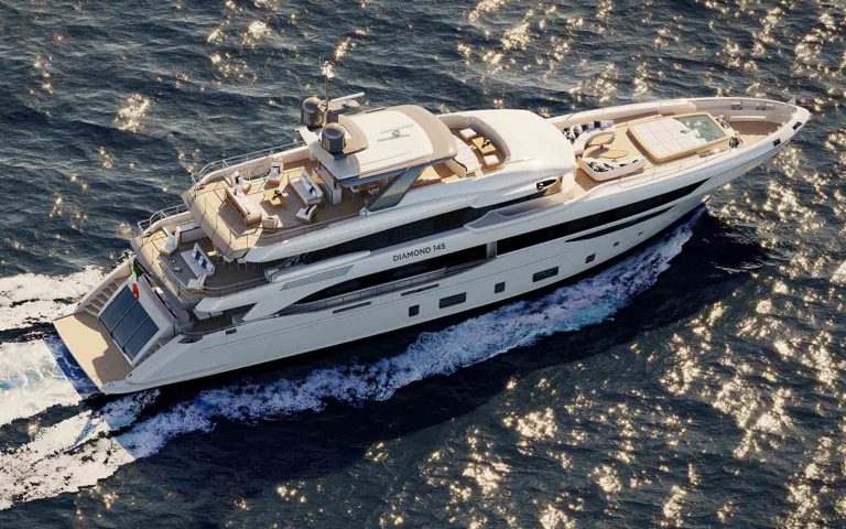 Benetti vende primeiro iate Diamond 145-boatshopping