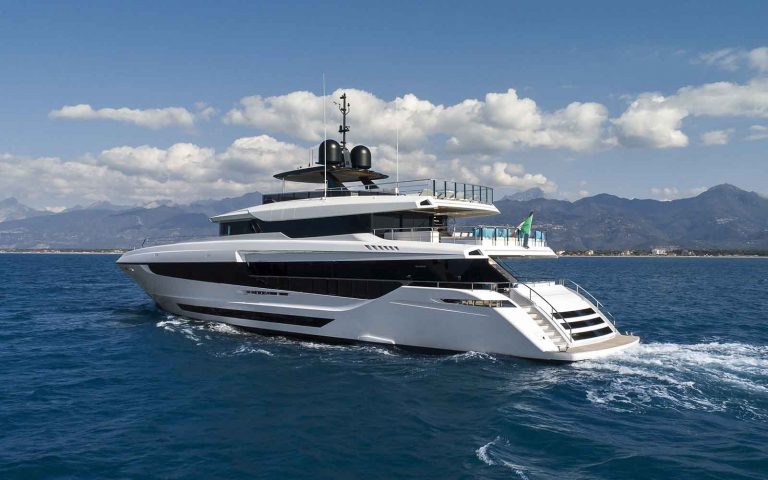 Mangusta Oceano 43 - boar shopping