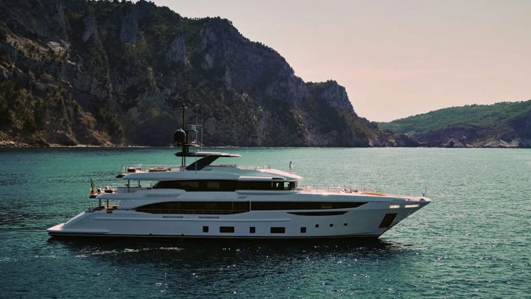 Benetti Diamond 145 Ink - boat shopping