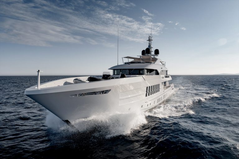 Heesen superiate Moskito - boat shopping