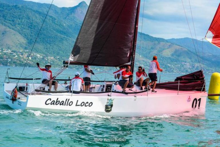 Caballo Loco é bicampeão da Classe C30 no Circuito Ilhabela de Oceano