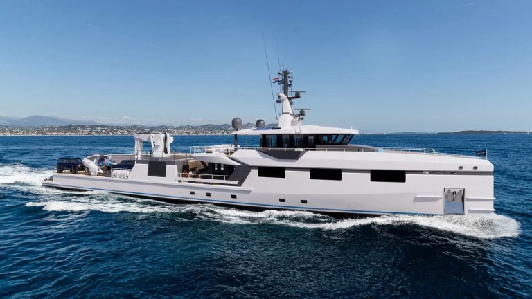 Damen Yachting inicia construção de nova embarcação de apoio de 53m