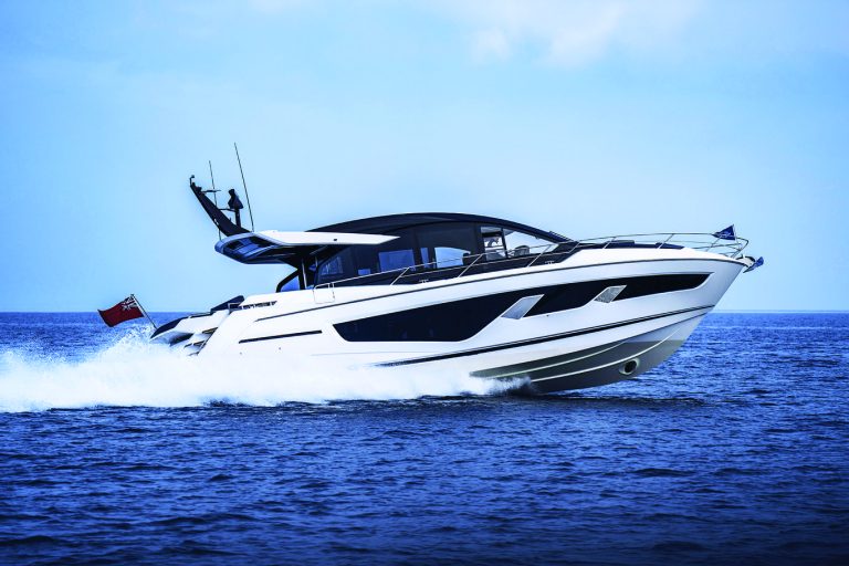 Sunseeker Predator 65 fará estreia mundial no Palm Beach International Boat Show