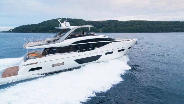 Nova Princess Y85 da Princess Yachts é vendida