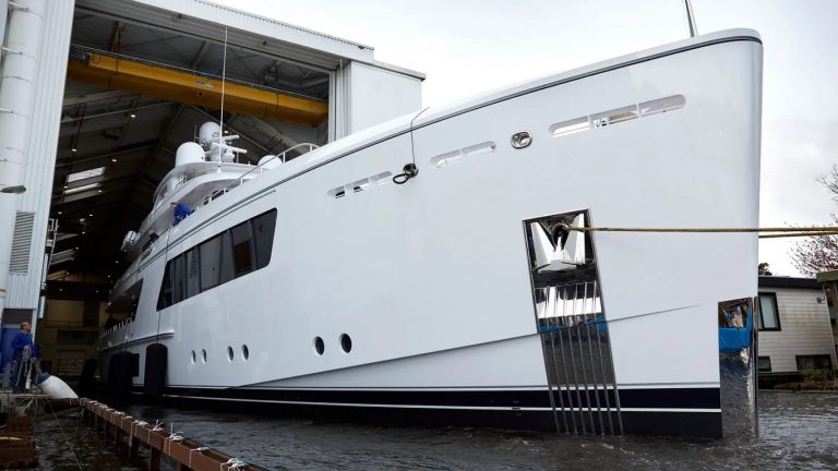 Project 709 da Feadship é lançado e nomeado Callisto