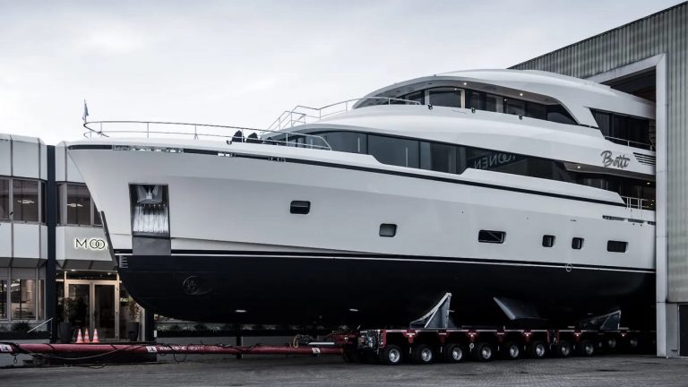 Moonen Yachts entrega o terceiro Martinique Botti