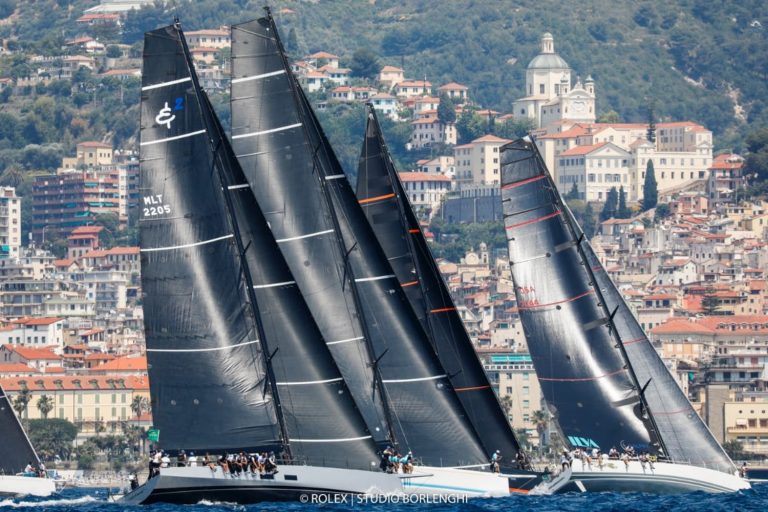 Rolex Giraglia 2022 Com 56 Barcos na Linha de Partida