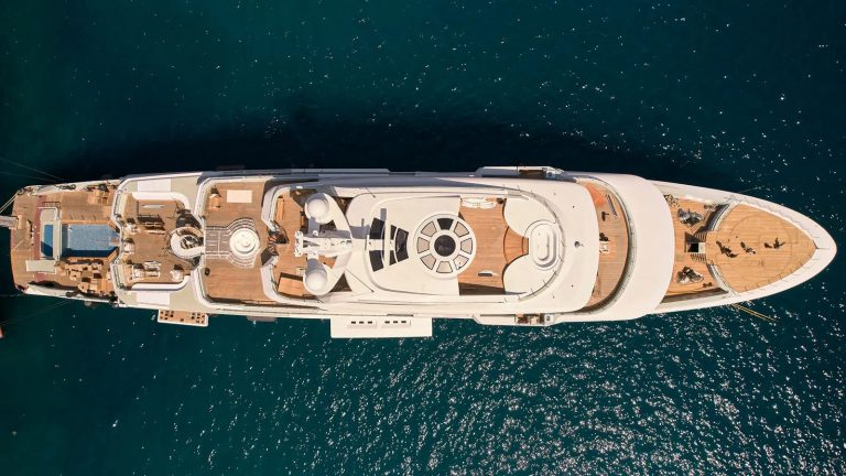 Golden Yachts: Conheça o superiate de 88m Projeto X