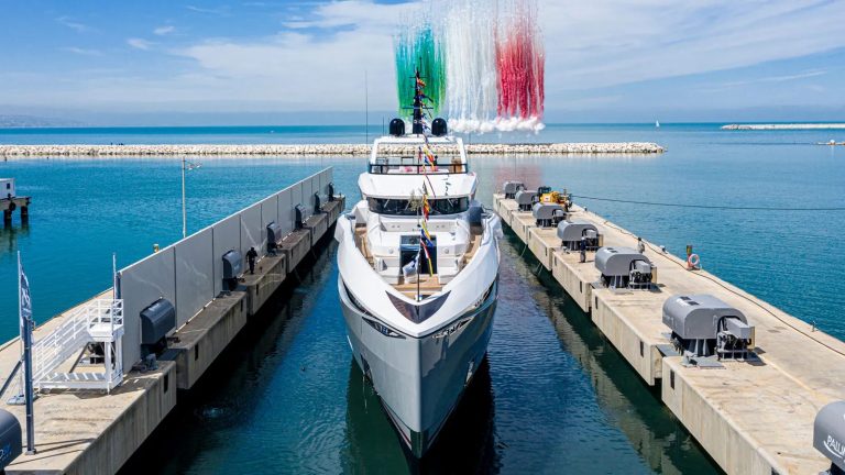 15 novos iates no Cannes Yachting Festival