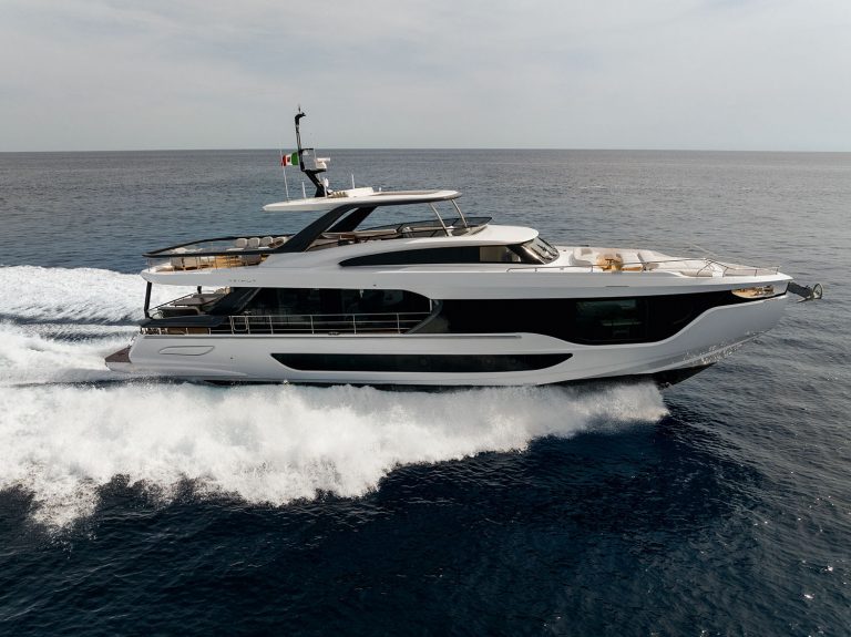 Azimut Grande 26 M