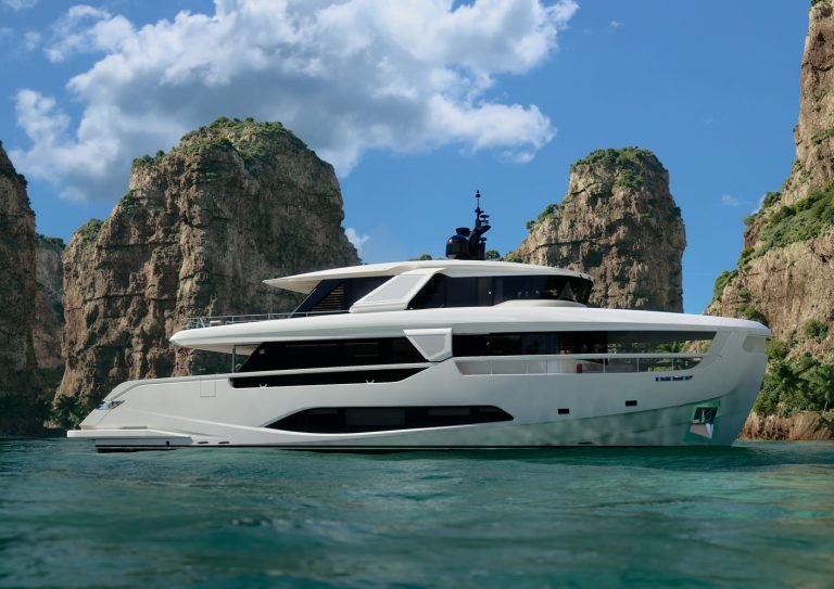 Ferretti Yachts InFYnito 90 Alem da Imaginaçao